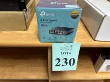 TP-LINK TL-SG105 5-PORT SWITCH (NEW IN BOX)