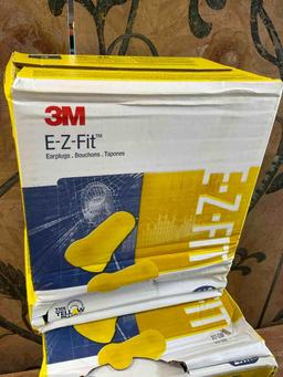 3M E-Z-Fit earplugs, 200 pieces per box, 3 boxes
