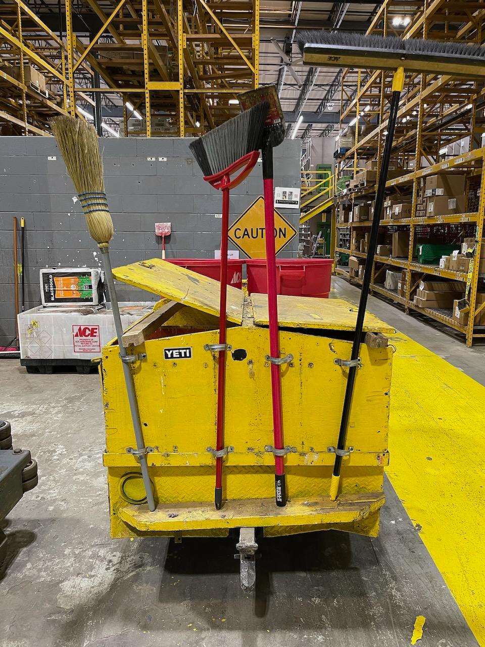Utility Cleaning Truck for Warehouse Spills