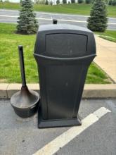 Outdoor Plastic Trash Can