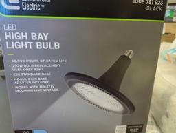 Commercial Electric 250-Watt Equivalent Integrated LED Black High Bay Light 5000K, Appears to be New
