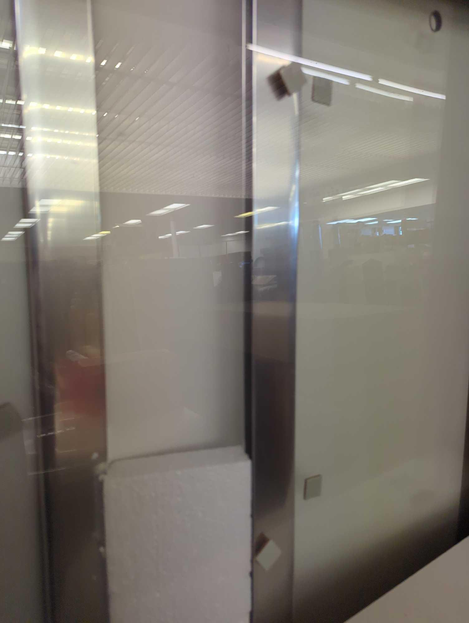 MAAX Daylight 36 in. x 36 in. x 72 in. Center Drain Corner Shower Kit in White with Frameless Door