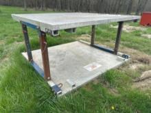 GME 2AEX88KE 8FT. X 8FT. X 3IN. ALUMINUM TRENCH BOX SN:M11122275 adjustable spreaders.