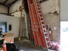LOT: (2) 32' Fiberglass Extension Ladders, (2) 24' Fiberglass Extension Ladders