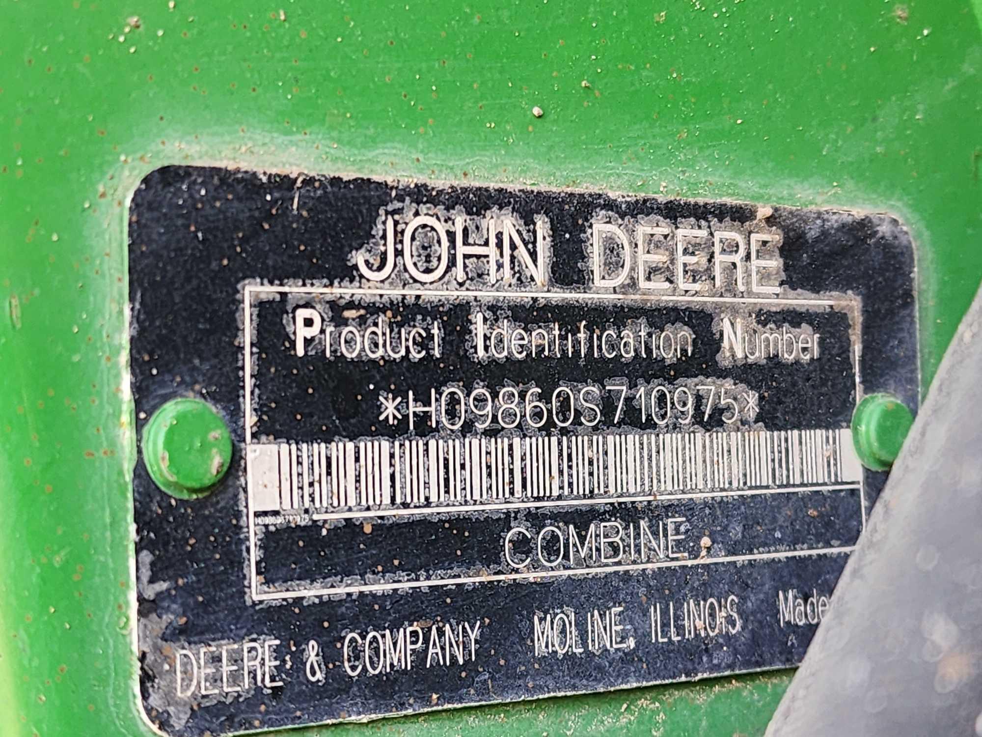 John Deere 9860 STS Combine