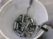 CRAFTSMAN 1/2" SOCKETS AND RATCHETS