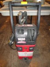 1800 PSI Power Washer