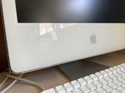 Apple iMac Monitor and Keyboard