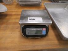 AND 11LB DIGITAL SCALE