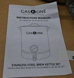 Gas One Stainless Steel Brew Kettle with Lid